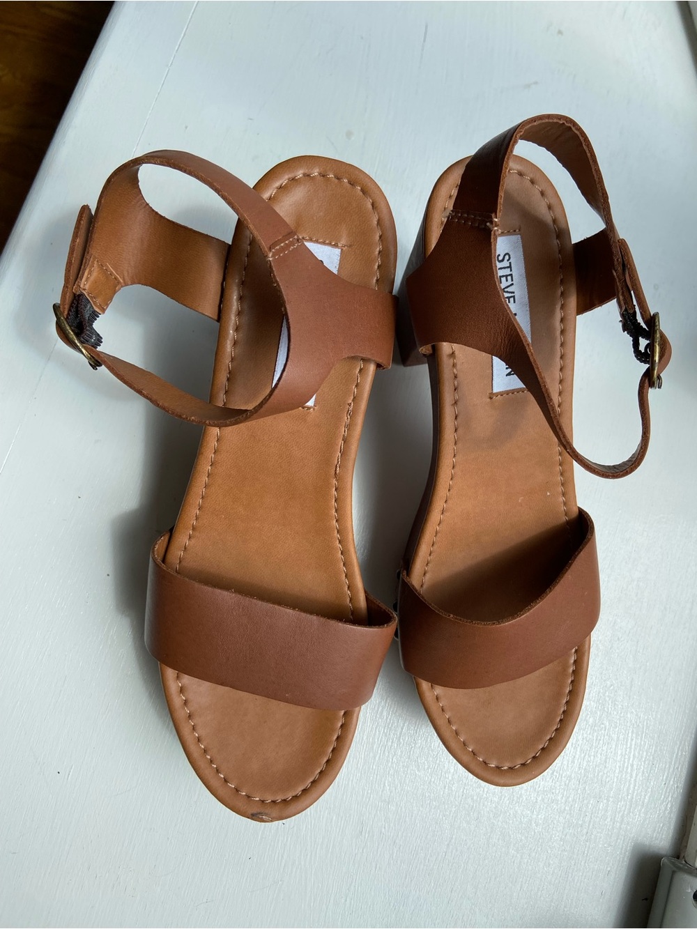 Steve Madden Tan Brown Leather Strap Sandals